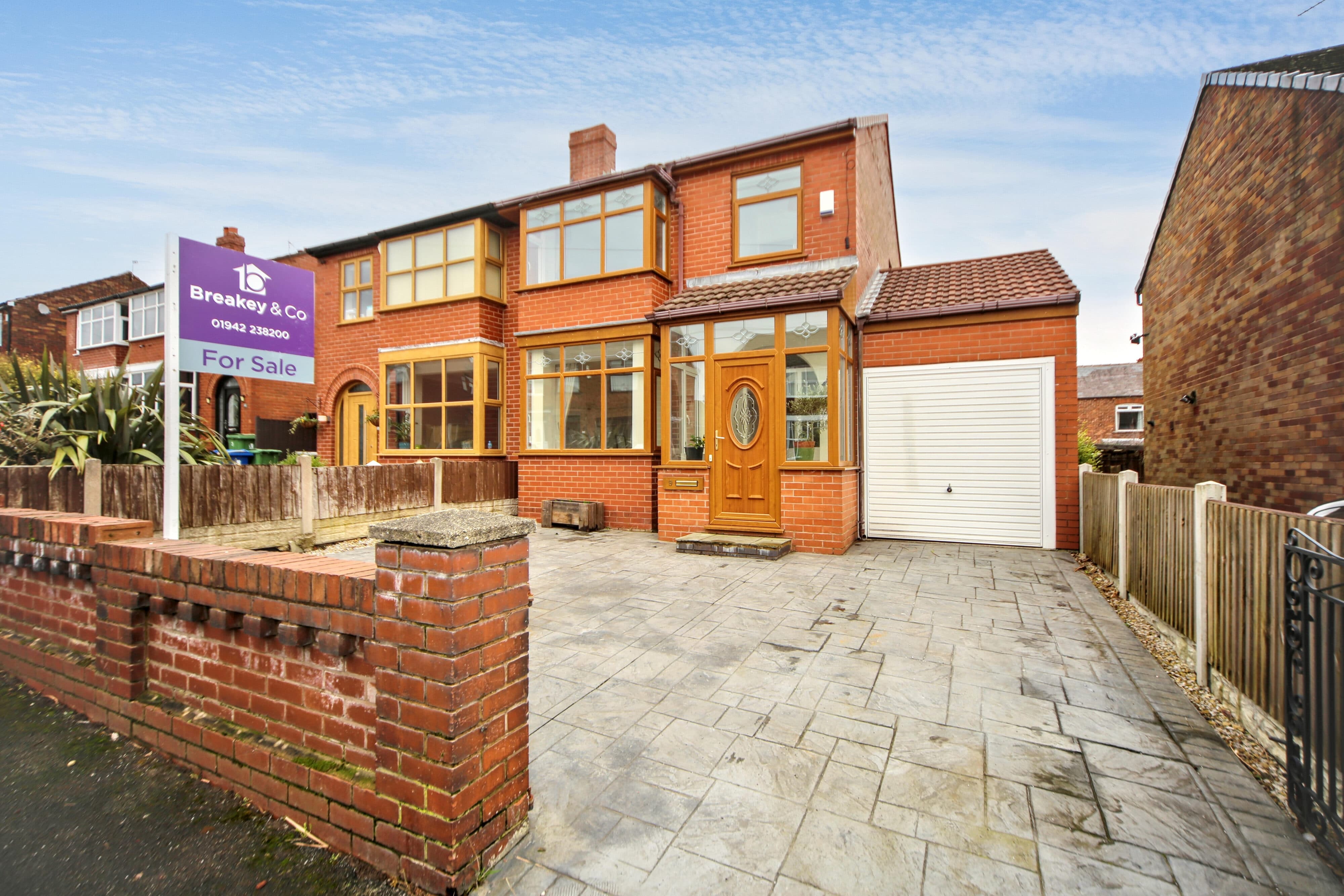 West Mount, Wigan, WN1