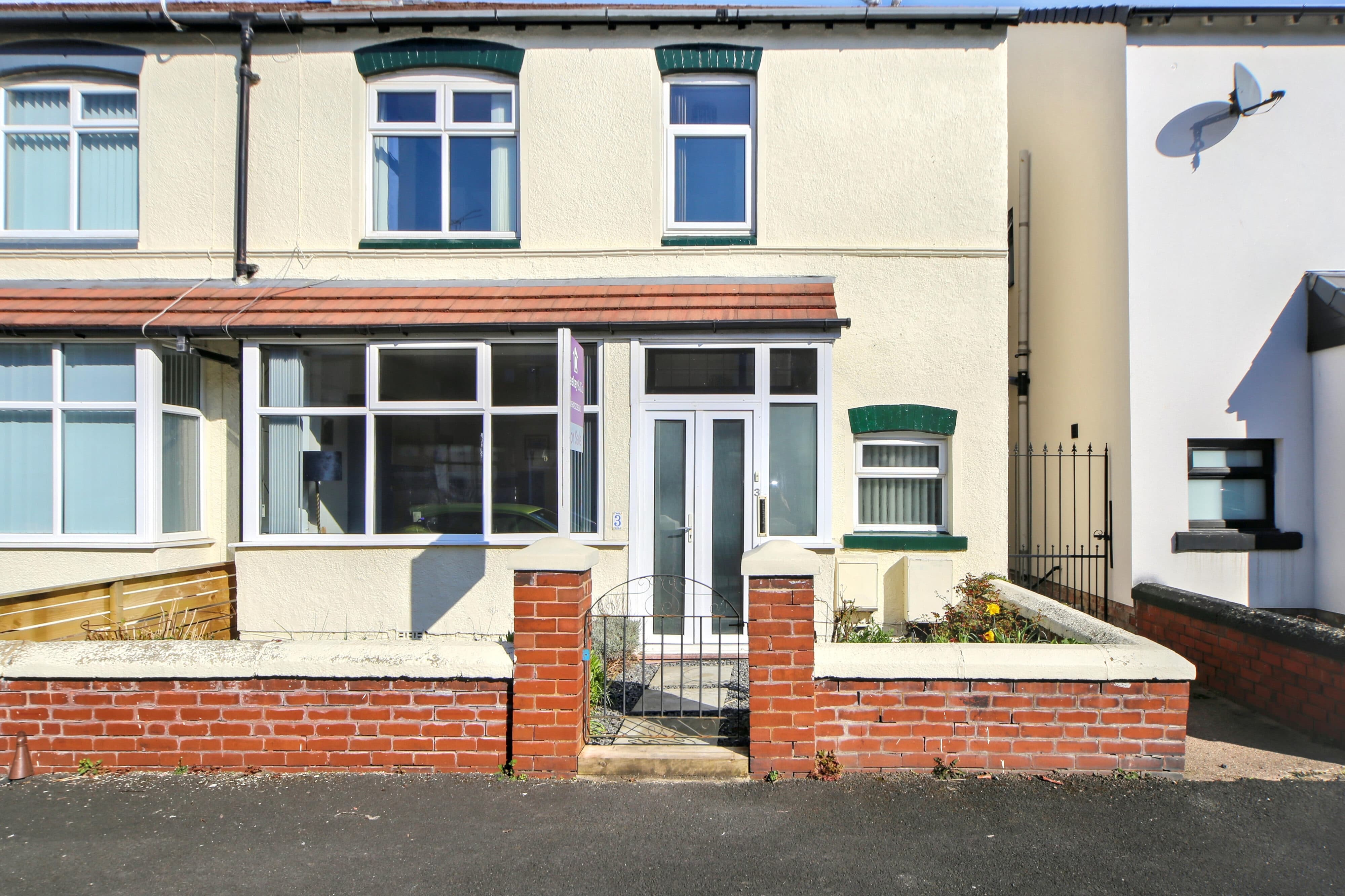 The Avenue, Wigan, WN1