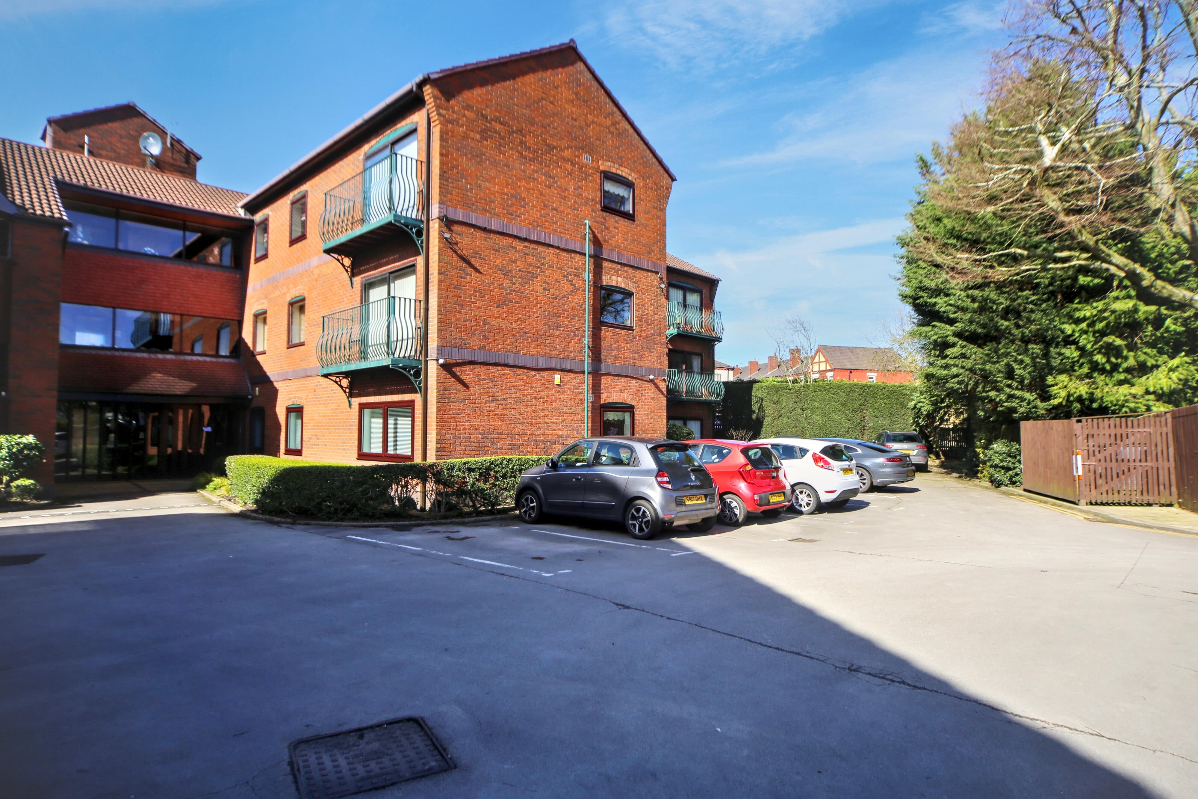 Chelmsford Mews, Wigan, WN1