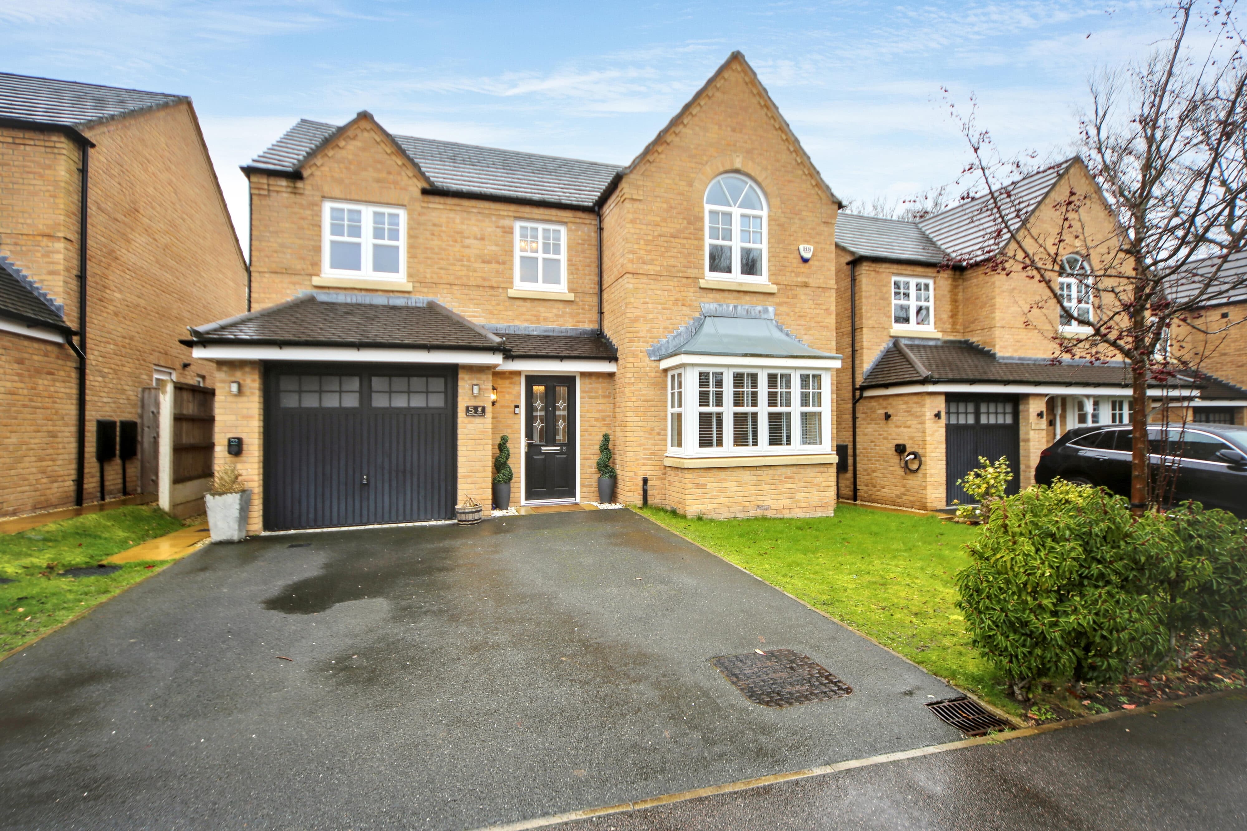 Wood Green Close, Standish, WN6
