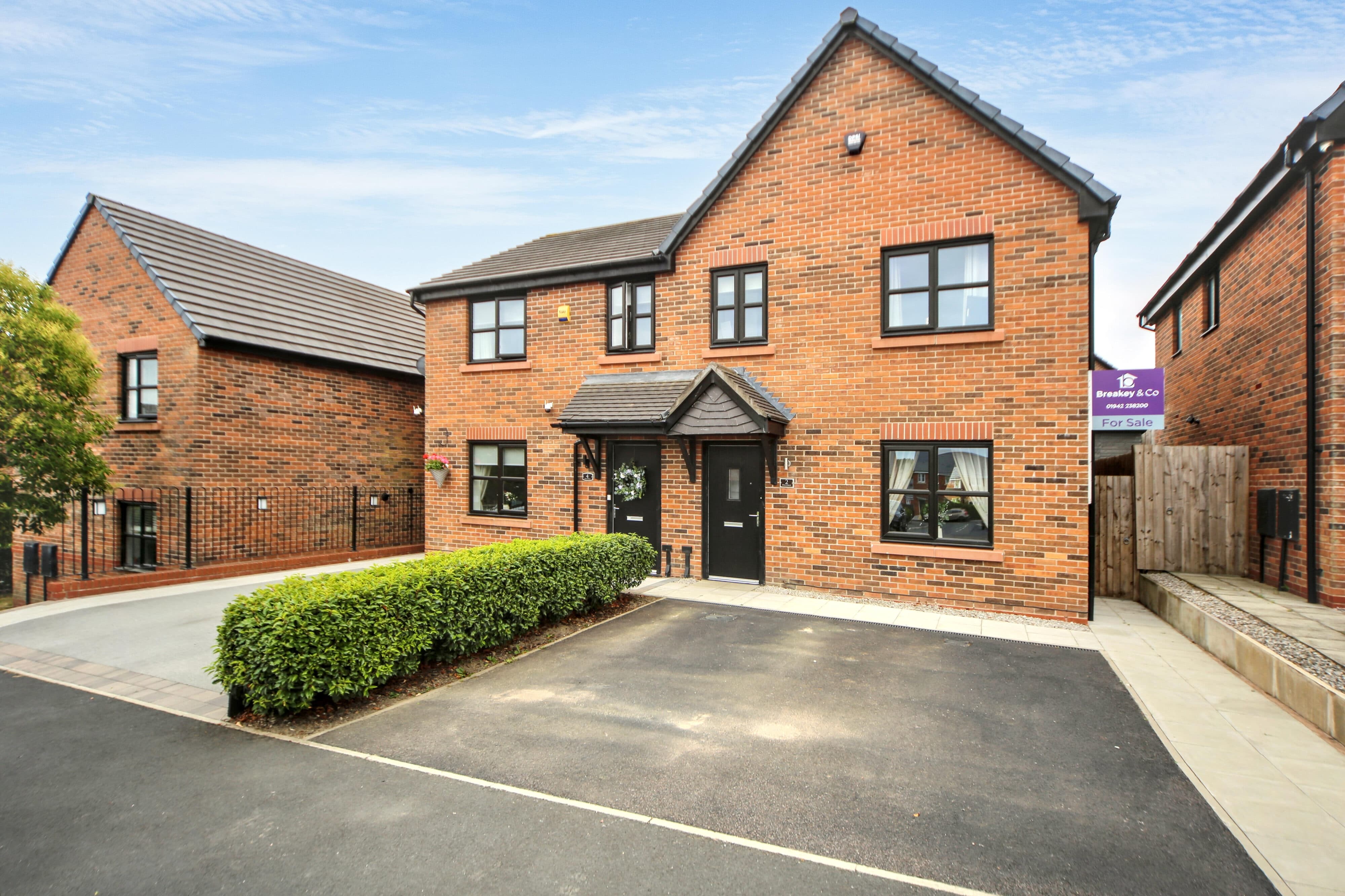 Hilldale, Ashton-In-Makerfield, WN4