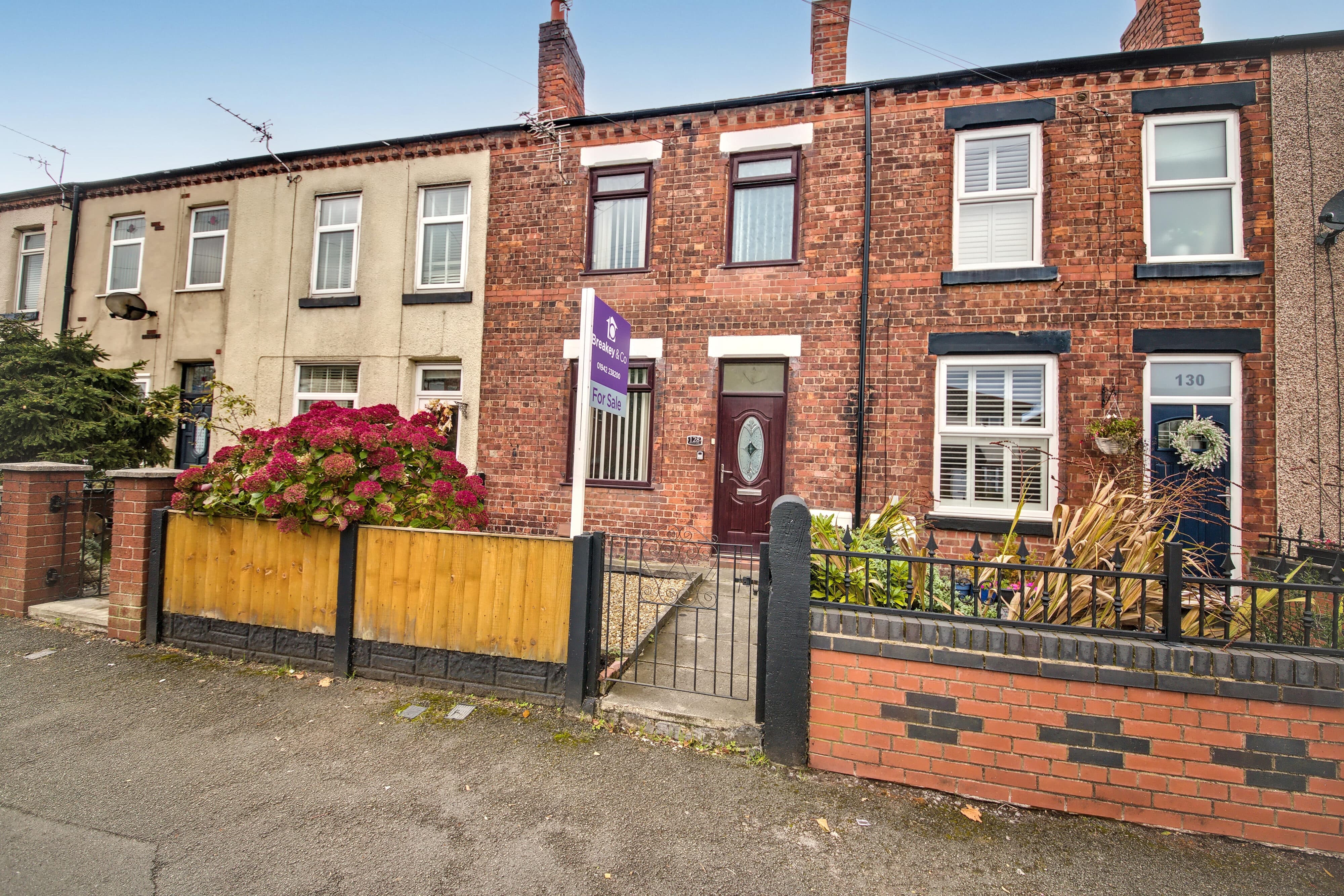 Preston Road, Standish, WN6